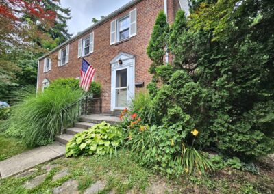 219 Westerly Parkway — property photograph 3