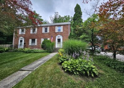 219 Westerly Parkway — property photograph 1