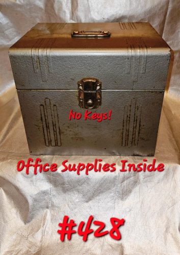 www.TrueBlueAuctions.com 1437 Cooper Avenue Grassflat PA 16839 - Personal Property