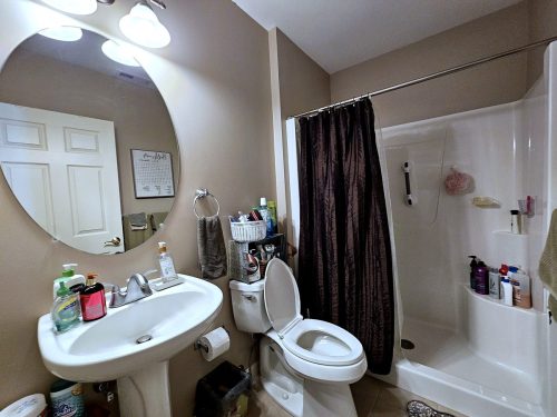 FULL BATHROOM VIEW 