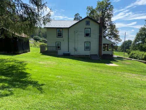 195 Mount Eagle Howard PA 16841