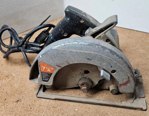 www.TrueBlueAuctions.com - 251 Eagleville Road Blanchard PA 16826 Personal Property