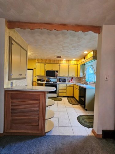 3315 Broad Avenue Altoona, PA 16602 - Real Estate