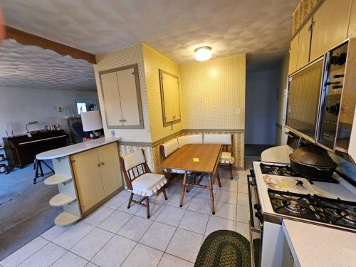 3315 Broad Avenue Altoona, PA 16602 - Real Estate