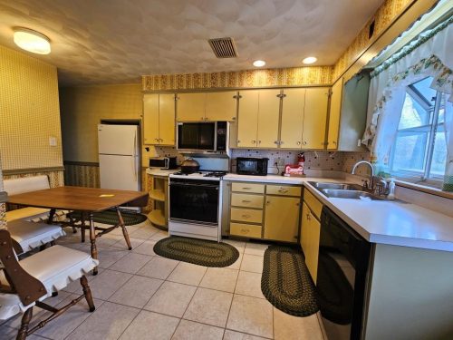 3315 Broad Avenue Altoona, PA 16602 - Real Estate