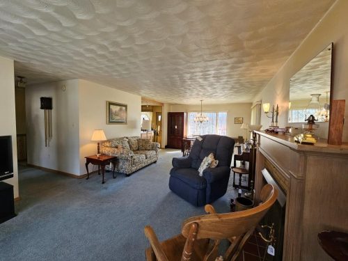 3315 Broad Avenue Altoona, PA 16602 - Real Estate