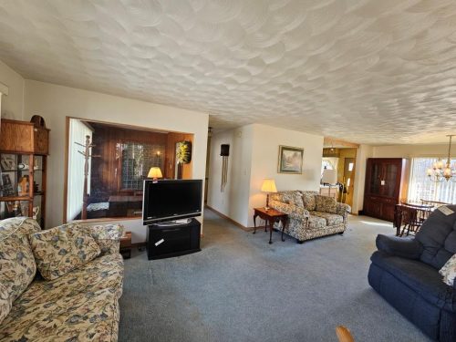 3315 Broad Avenue Altoona, PA 16602 - Real Estate