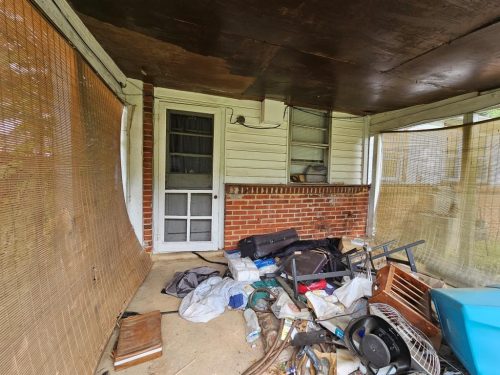 4911 Seltzer St, Lanham, MD 20706