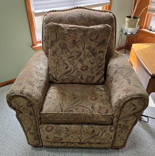 736 West Aaron Drive State College PA 16803 - Personal Property
