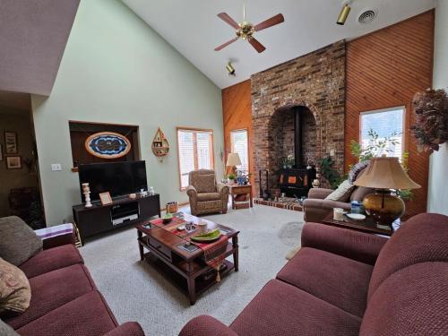 736 West Aaron Drive State College PA 16803 - Real Estate
