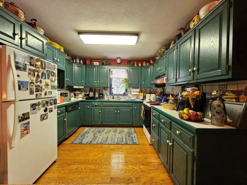 736 West Aaron Drive State College PA 16803 - Real Estate