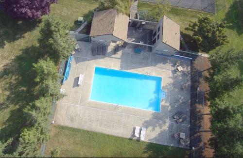 736 West Aaron Drive State College PA 16803 - Real Estate