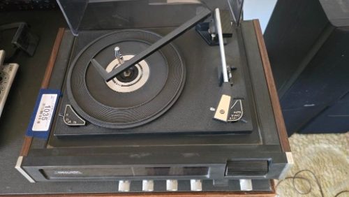 www.TrueBlueAuctions.com - Estate Auction - RT 26 Huntingdon PA
