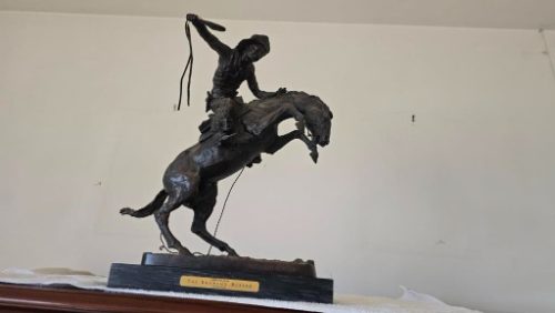 www.TrueBlueAuctions.com - Estate Auction - RT 26 Huntingdon PA