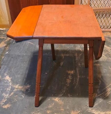 www.TrueBlueAuctions.com - Estate Auction - RT 26 Huntingdon PA