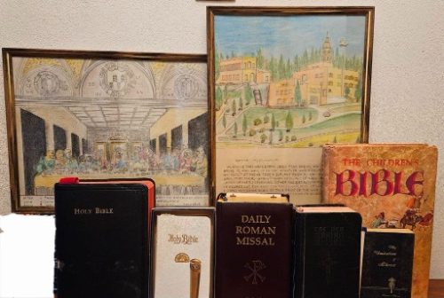 www.TrueBlueAuctions.com - Estate Auction - RT 26 Huntingdon PA