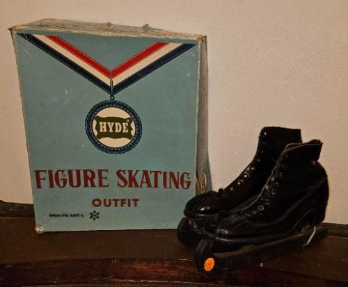 www.TrueBlueAuctions.com - Estate Auction - RT 26 Huntingdon PA