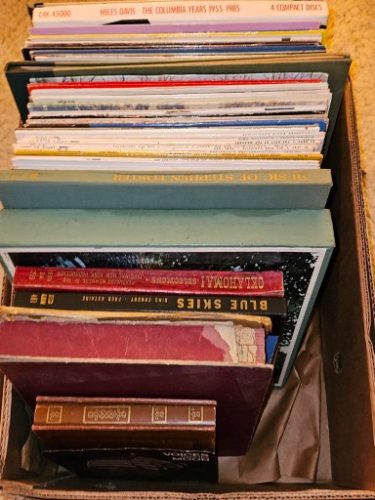 www.TrueBlueAuctions.com - Estate Auction - RT 26 Huntingdon PA