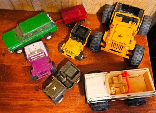 www.TrueBlueAuctions.com - Estate Auction - RT 26 Huntingdon PA