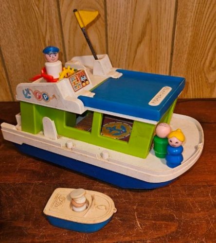 www.TrueBlueAuctions.com - Estate Auction - RT 26 Huntingdon PA