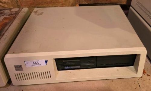 www.TrueBlueAuctions.com - Estate Auction - RT 26 Huntingdon PA