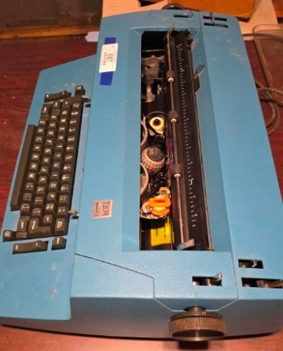 www.TrueBlueAuctions.com - Estate Auction - RT 26 Huntingdon PA