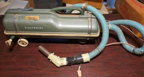 www.TrueBlueAuctions.com - Estate Auction - RT 26 Huntingdon PA