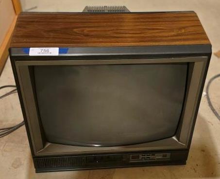 www.TrueBlueAuctions.com - Estate Auction - RT 26 Huntingdon PA