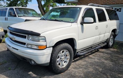 2004 Chevrolet Suburban Z71 4x4 – Reliable Full-Size SUV