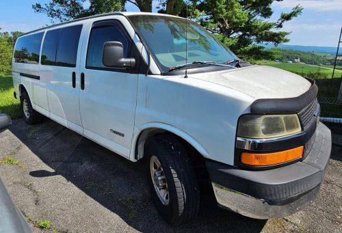 2004 Chevrolet Express 3500 Extended Cargo Van