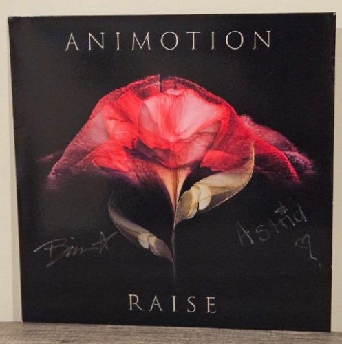 Legendary Music Autographs & Memorabilia Auction