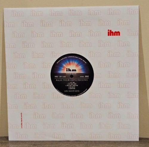 Legendary Music Autographs & Memorabilia Auction