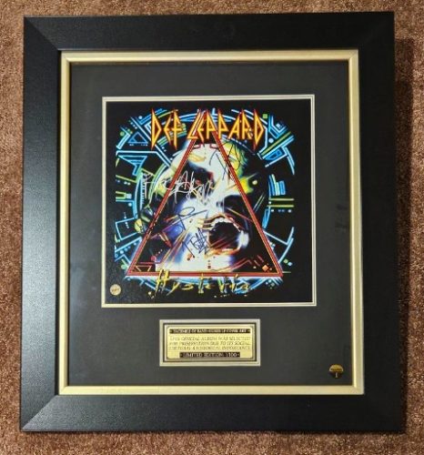 Legendary Music Autographs & Memorabilia Auction