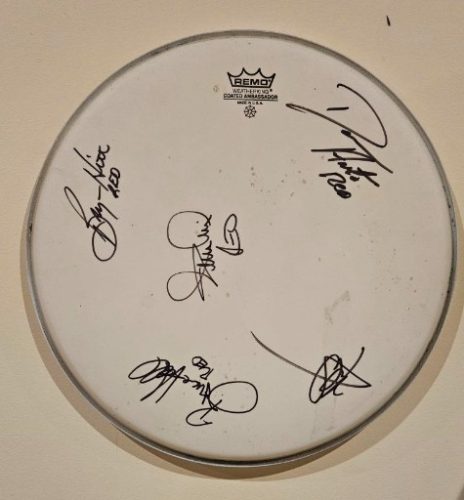 Legendary Music Autographs & Memorabilia Auction