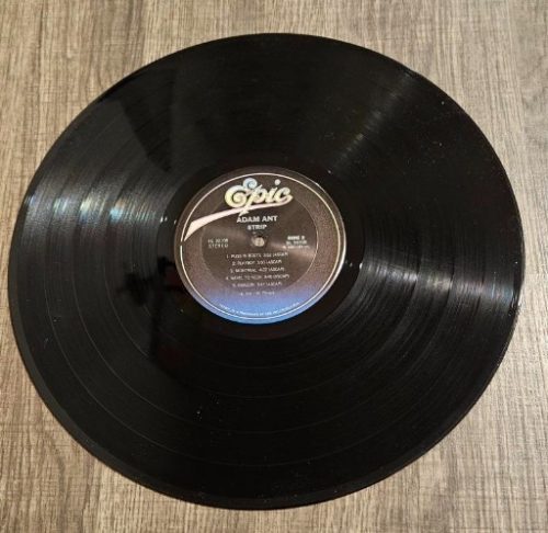 Legendary Music Autographs & Memorabilia Auction
