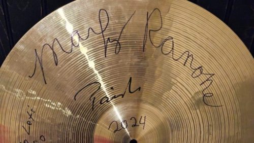 Legendary Music Autographs & Memorabilia Auction