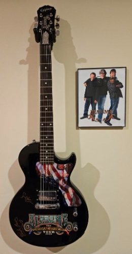Legendary Music Autographs & Memorabilia Auction